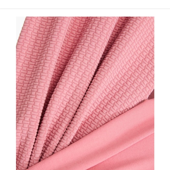 Marysia size medium Venice black bikini top. Mint condition - Picture 4 of 9